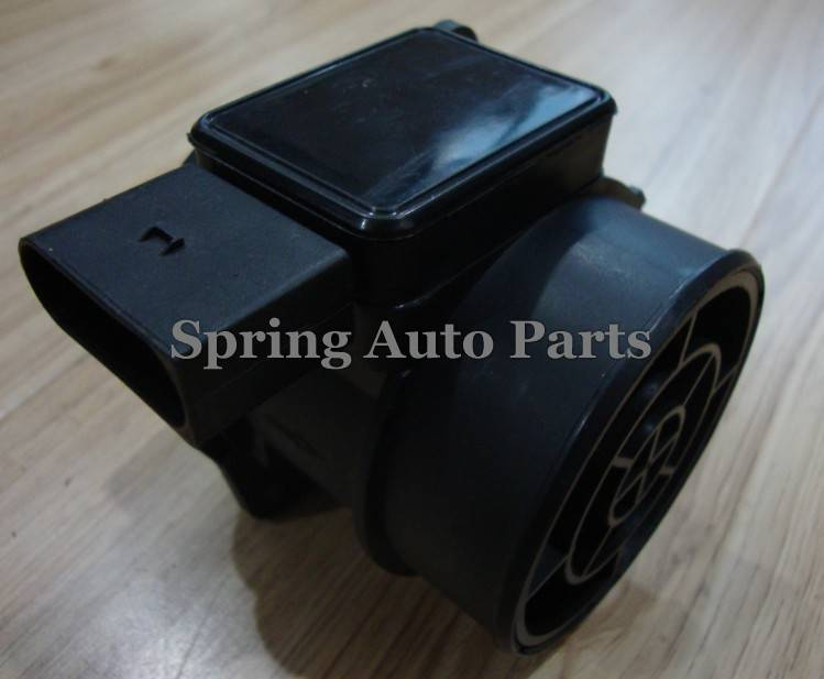 Mass Air Flow Meter Sensor 5wk9613z 5wk9613 A1110940148 for Mercedes-Benz