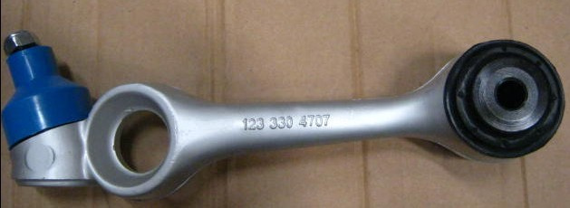 Control Arm (123 330 4607)
