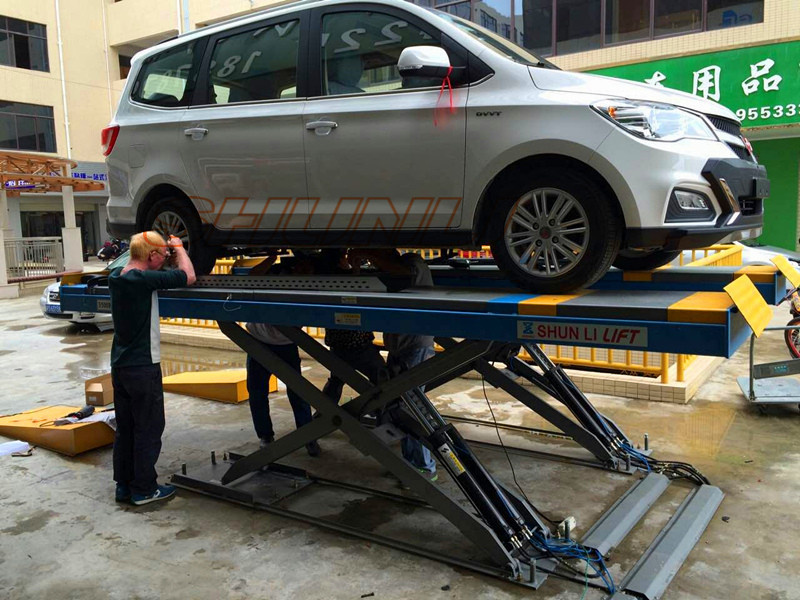Hydraulic Ultrathin Auto Scissor Lift with CE (SHL-Y-J-35CBL)