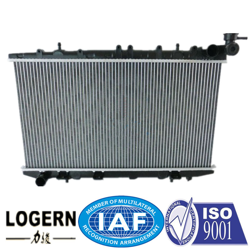 Auto Radiator for Nissan Avenir/for Infiniti G20'95- Mt