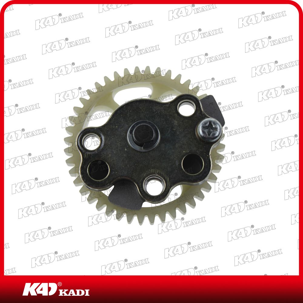 Motorcycle Engine Motorcycle Oil Pump for Bajaj CT 100