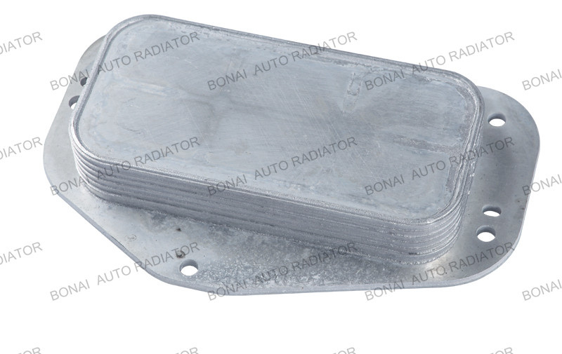 Alunimium Engine Cruze Oil Cooler (OEM: 55355603)