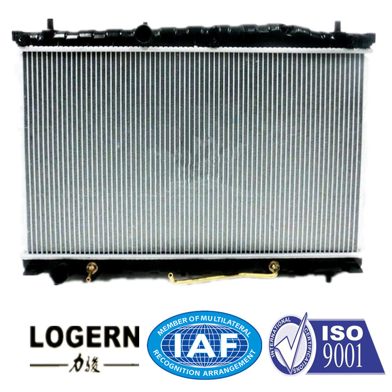 High Quality Radiator for Hyundai Trajet'99/OEM: 25310-3A200