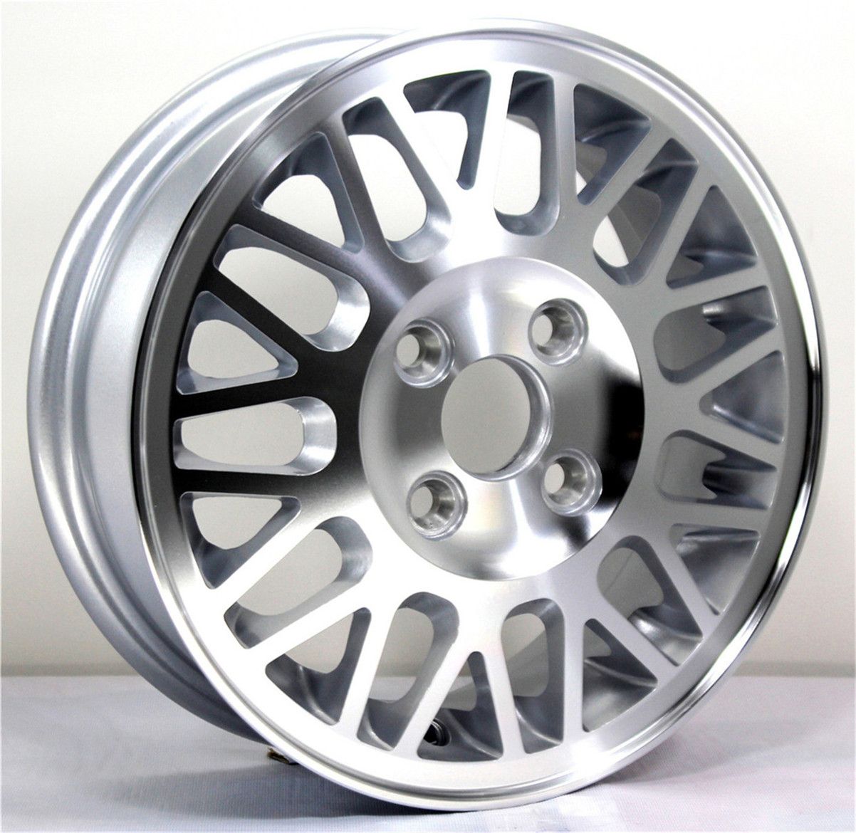 18 Inch BBS Replica Alloy Wheel