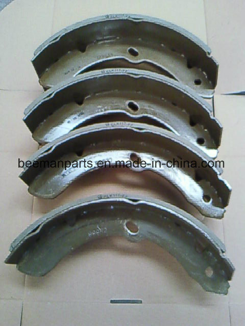 China Manufacturer Auto Parts Disc Brake Shoe for Isuzu 468