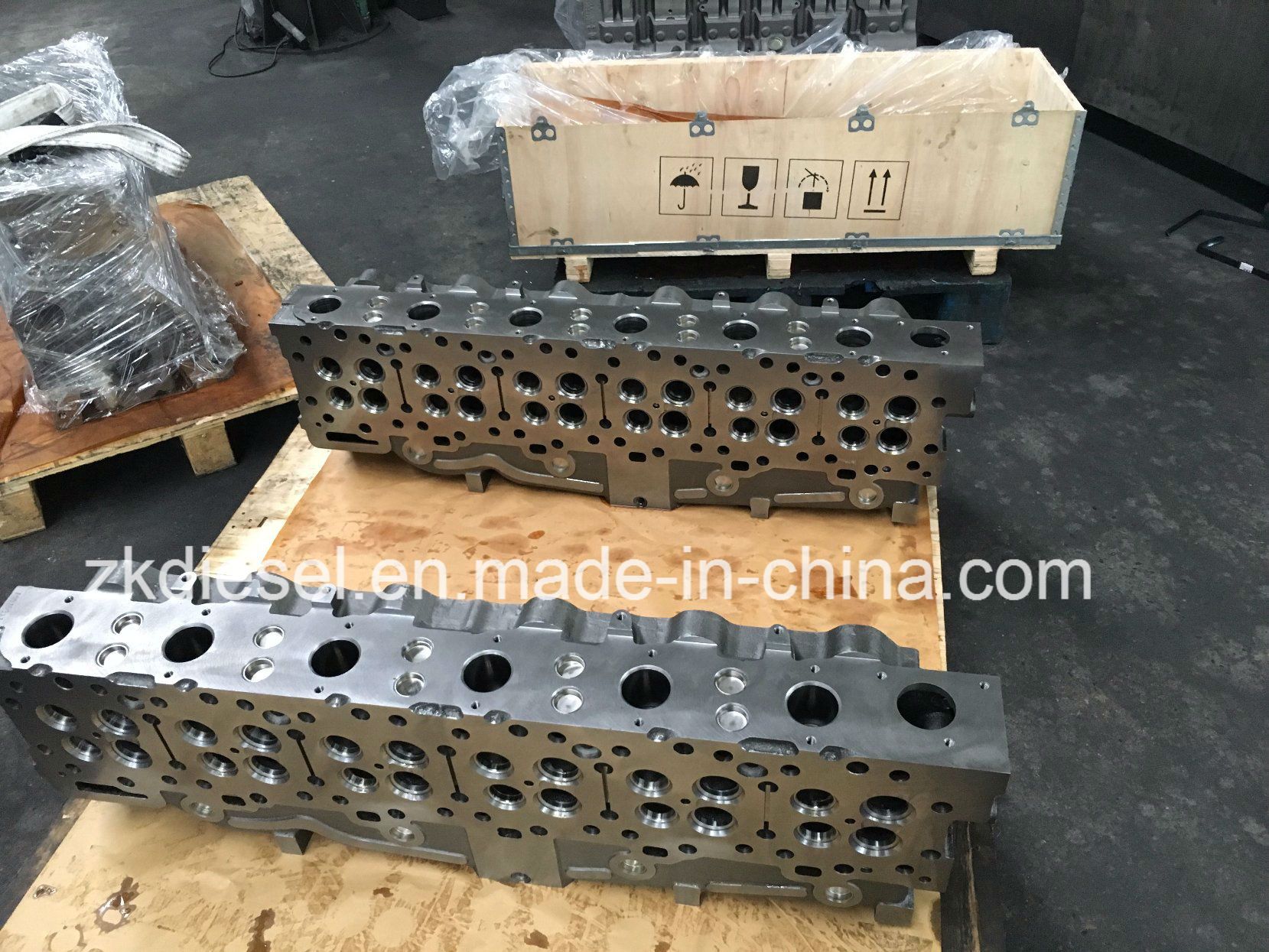Caterpillar 15L Diesel Engine of Cat C15 Loaded Cylinder Head Assy
