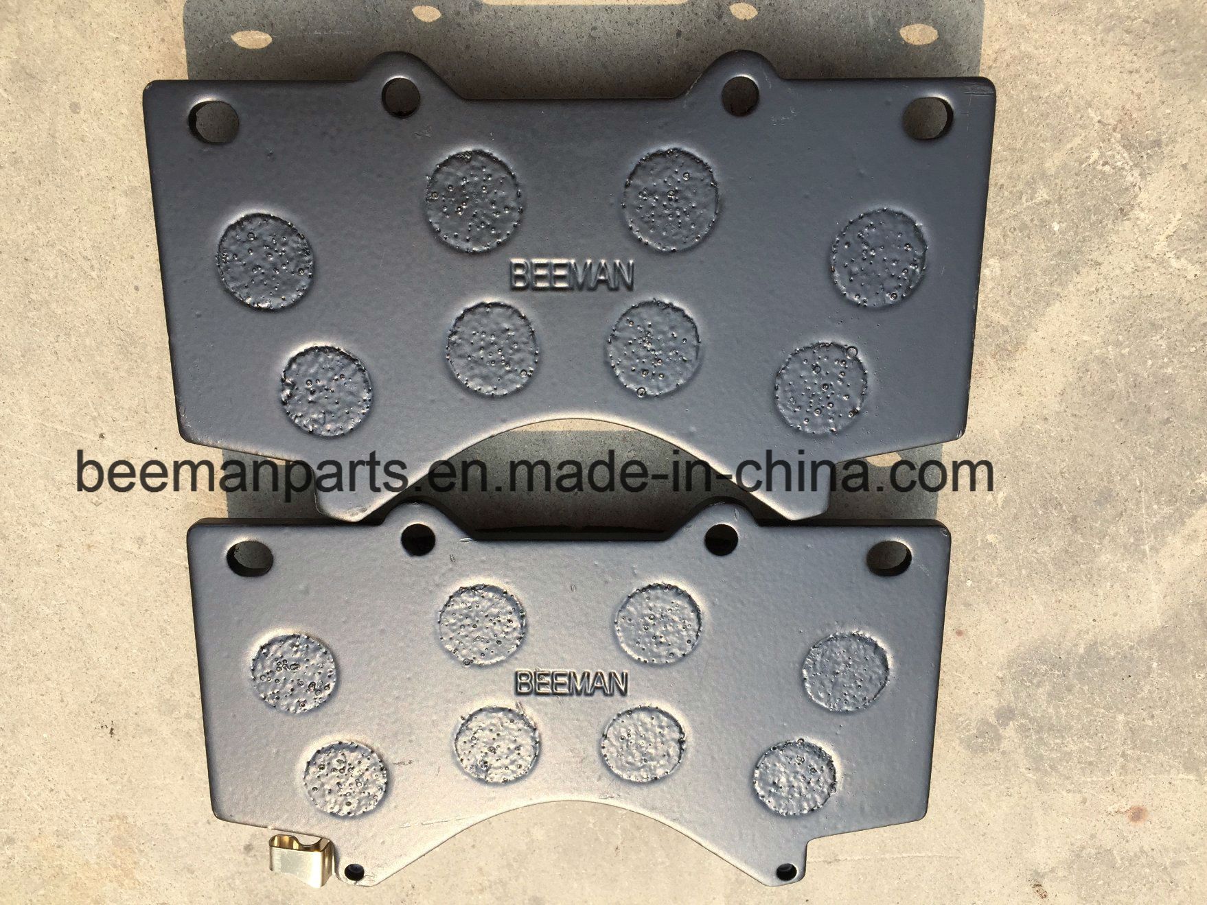 Semi-Metal Car Auto Part Brake Pad for Toyota Prado D2278