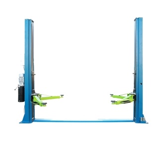 Two Post Car Lift 4 T / Manual Release.