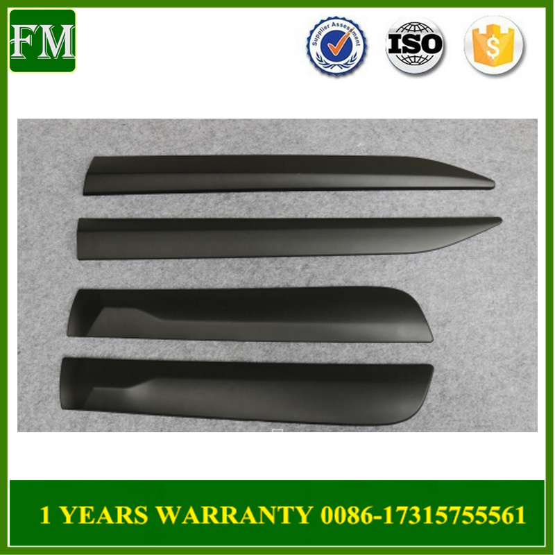 Body Cladding Side Door Moulding Cover for Toyota Hilux Revo 20152016