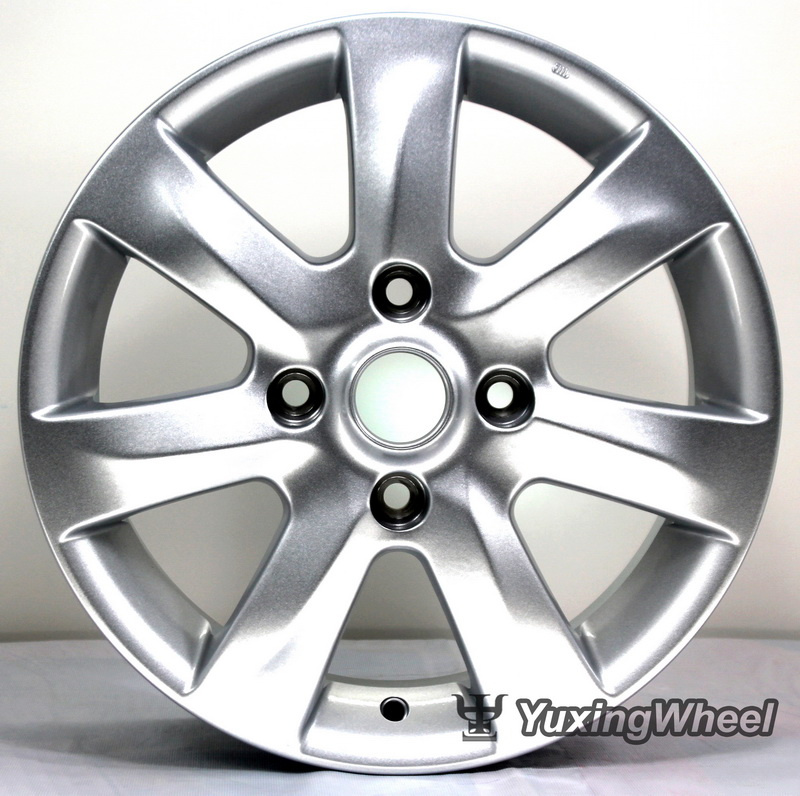 15 Inch Silver Aluminium Alloy Wheel with OEM & ODM: