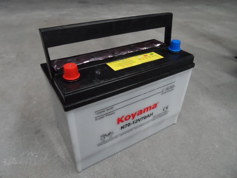 Dry Charge Car Battery Japan Standard 12V70ah