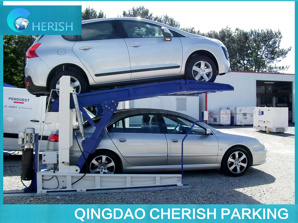 Tilting Post Car Parking Lift for Home/Office