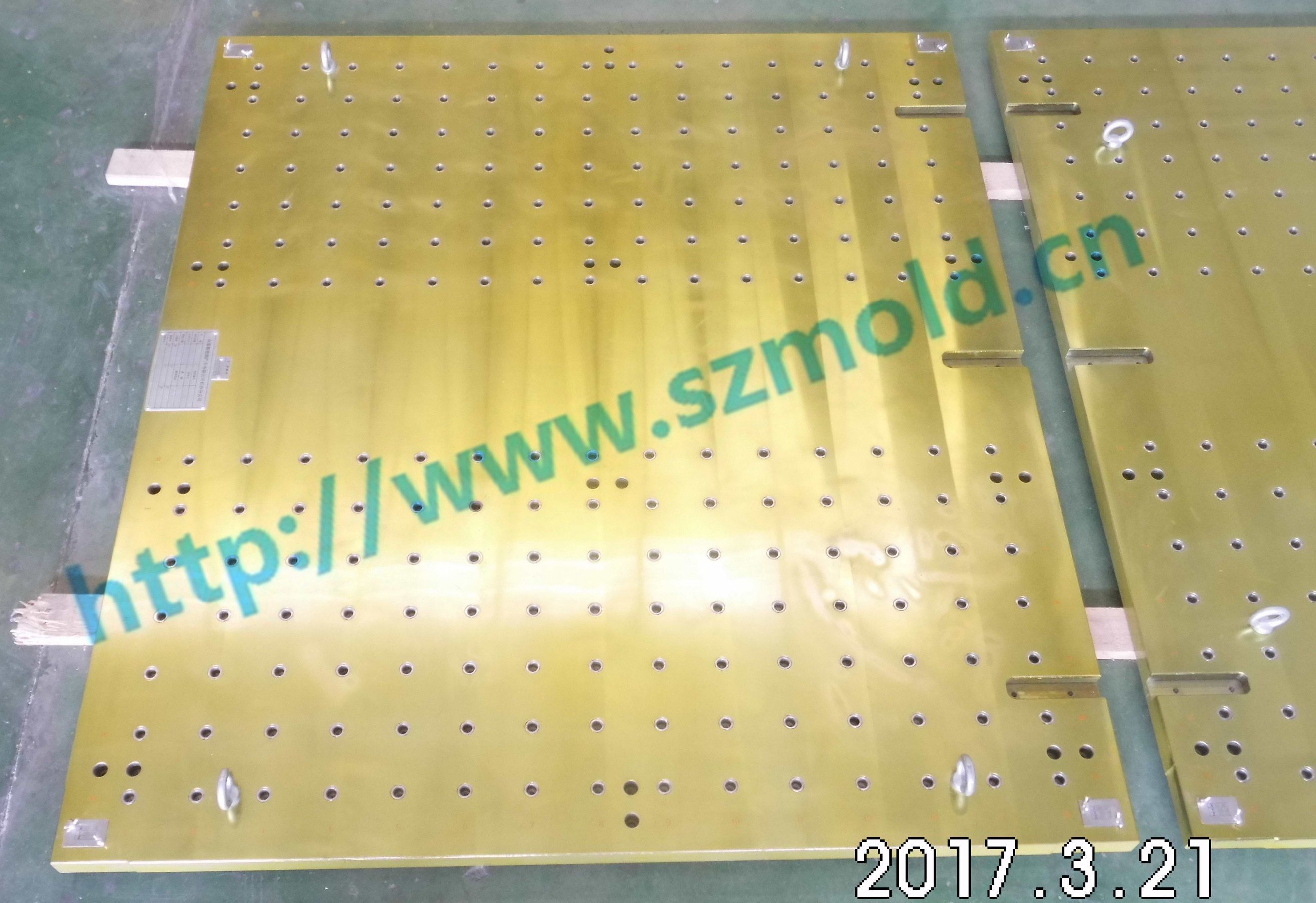 Array Holes Base Plate