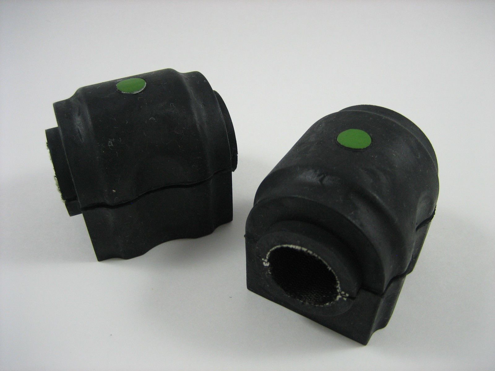 Land Rover Bushing Antiroll Bar Less Ace Range Rover Sport Set OEM New