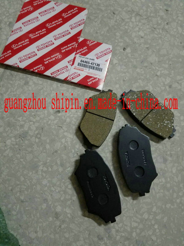 OEM 04465-42130 Replacing Brake Pad Kit for Toyota