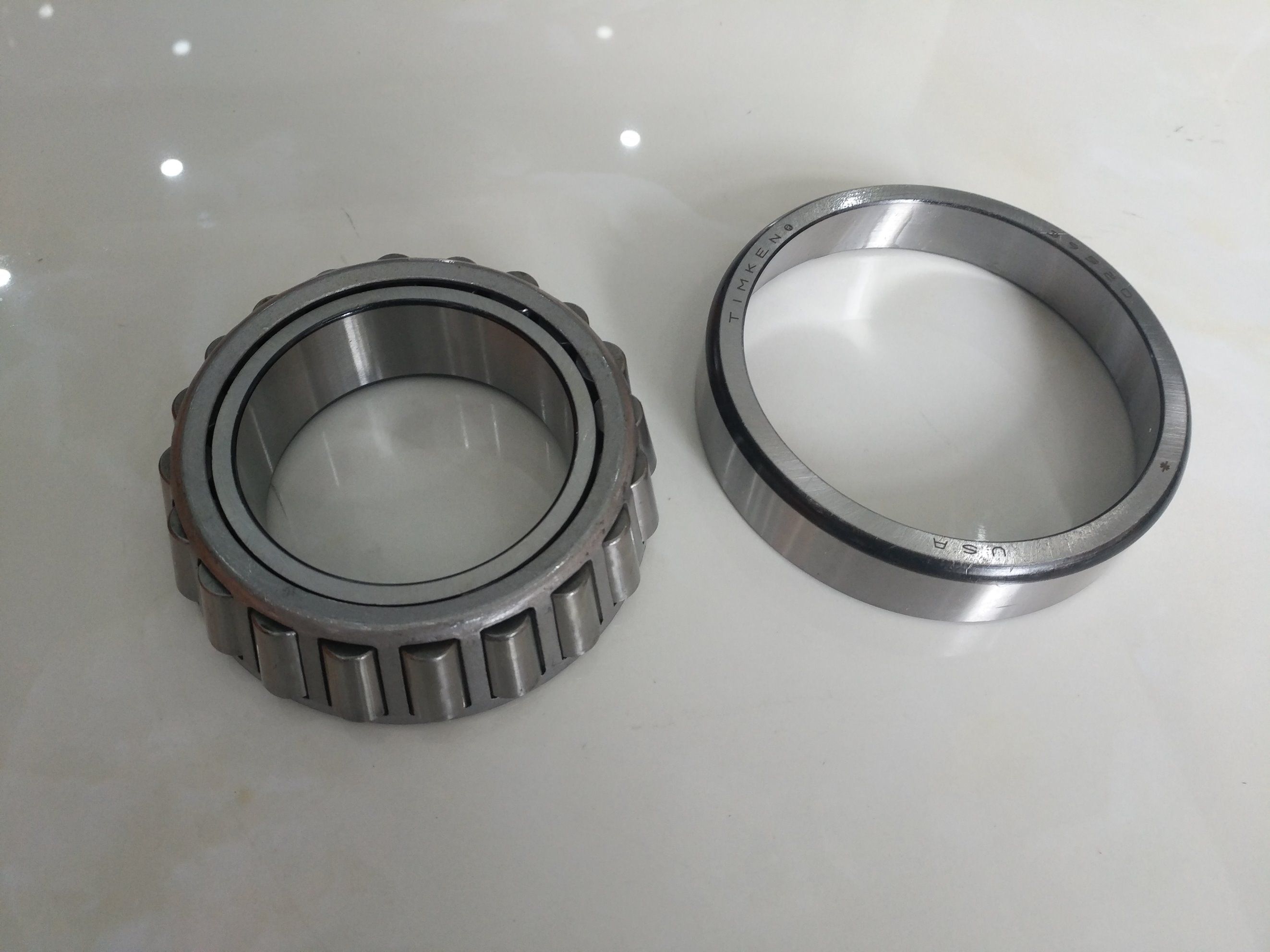 15120/15245 Taper Roller Bearing, High Quality NSK SKF Koyo Timken Peb