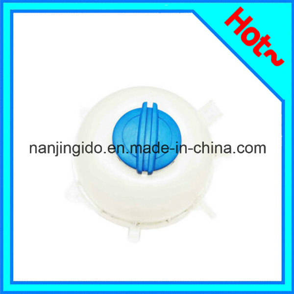 Auto Parts Car Expansion Tank for VW Caravelle 2003-2009 7h0121407c