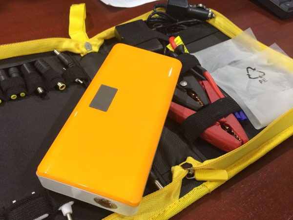New Jump Starter with 12V Gasoline Cars, Charge Mobile