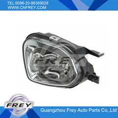 Auto Parts Fog Light for Mercedes Benz Sprinter OEM 9068200956