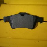 Chinese Supplier Manufacturing Low Noise and Clean Semi Metallic Brake Pad for Land Cruiser (D1304)