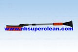 90-120cm Stretch and Shrink Aluminium Snow Cleaning Brush with Ice Scraper (CN2206)