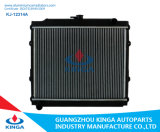 Hot Sale Auto Parts Radiator for Toyota 'hilux Yn5#/6#/10#'84-88 Mt
