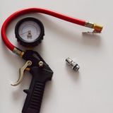 Customic Tire Inflator Gauge on Promotion Item No. 9602A